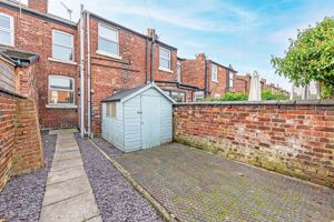 Courtyard- click for photo gallery